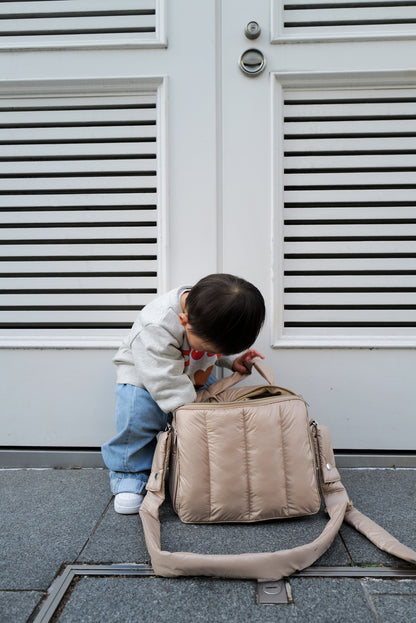 【予約販売限定カラー】quilting mothers pouch bag　-LATTE-